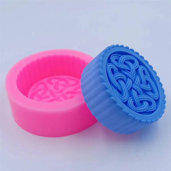 Soap Making Kits - Chinese Knot Mold - Image 2