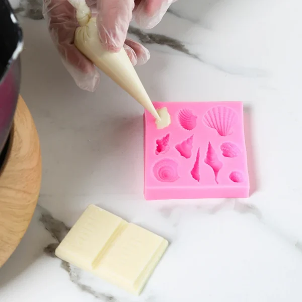 Soap Making Kits - Pink Seashell 3D Silicone Molds - Image 3