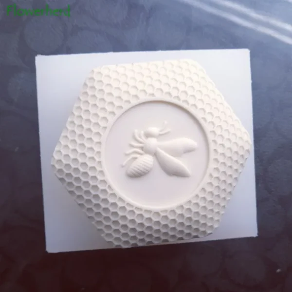 Soap Making Kits - Honeycomb Bee Silicone Mold - Image 2