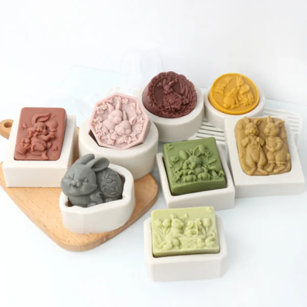 Soap Making Kits: Bunny Flower Resin Candle Mould - Image 3