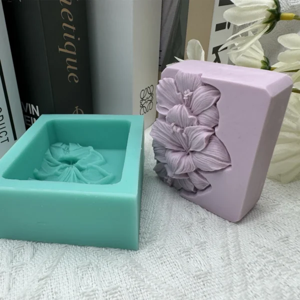 Soap Making Kits 3D Flower Silicone Mold for Crafts - Image 2