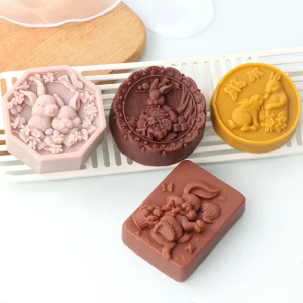 Soap Making Kits: Bunny Flower Resin Candle Mould - Image 4